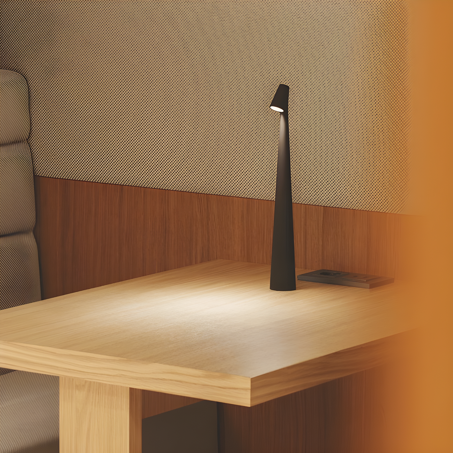 LumiFlex – Tragbare LED-Tischlampe mit Touch-Funktion & kabelloser Eleganz
