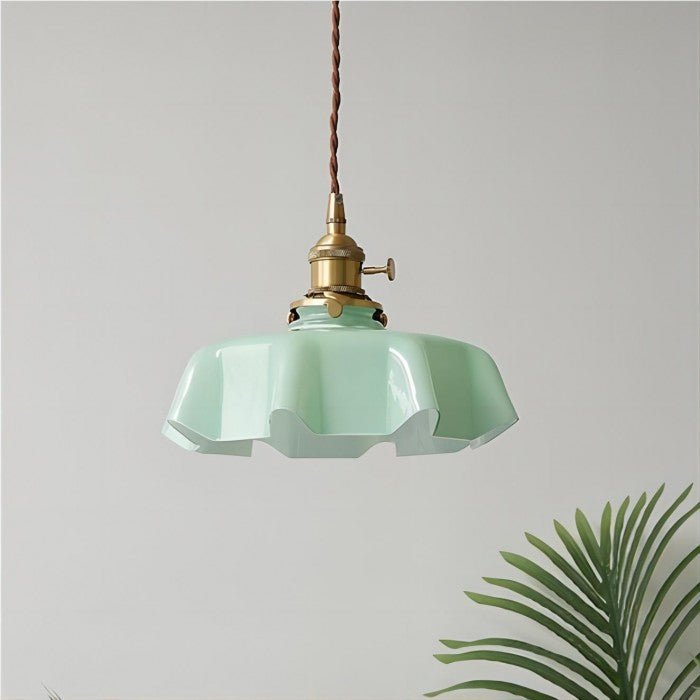 VintageBlume – Cremefarbene Glas-Hängelampe