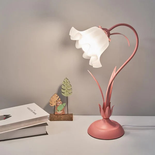 Inga – Verstellbare Blumenlampe im Vintage-Stil