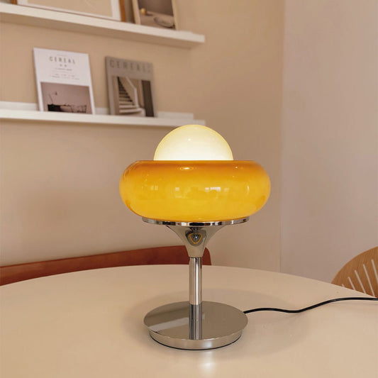 Yani – Retro Bauhaus Tischlampe