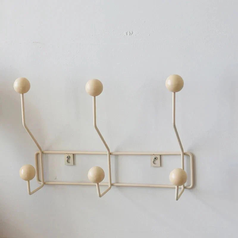 RetroHook – Farbige Metall-Wandhaken für Vintage-Vibes