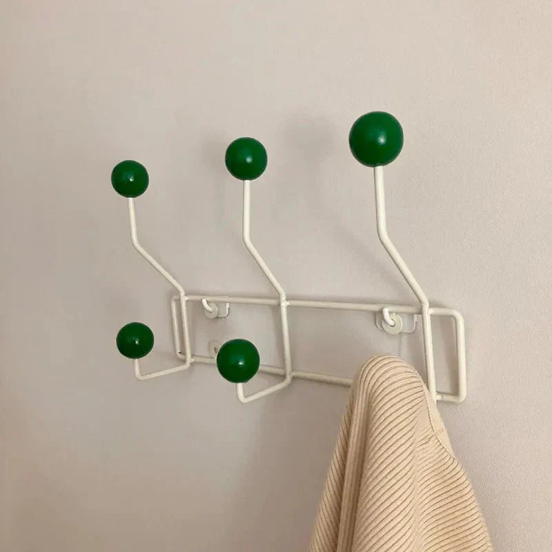RetroHook – Farbige Metall-Wandhaken für Vintage-Vibes