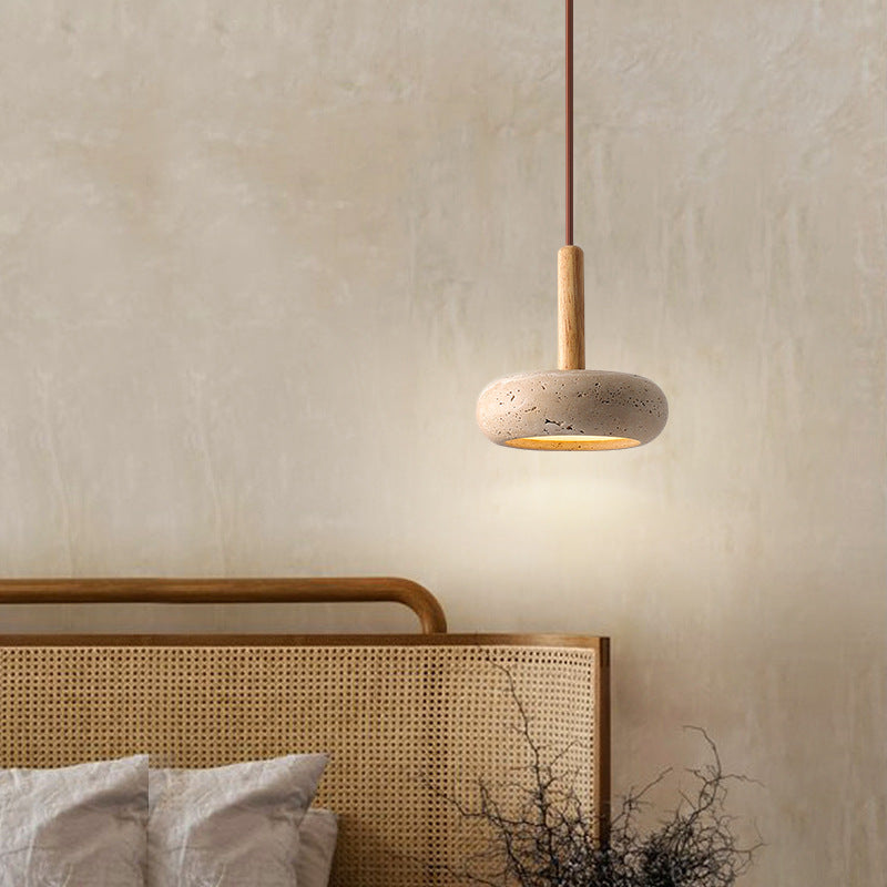Viola – Retro-Nordic Pendelleuchte mit 3 Lampenschirmen