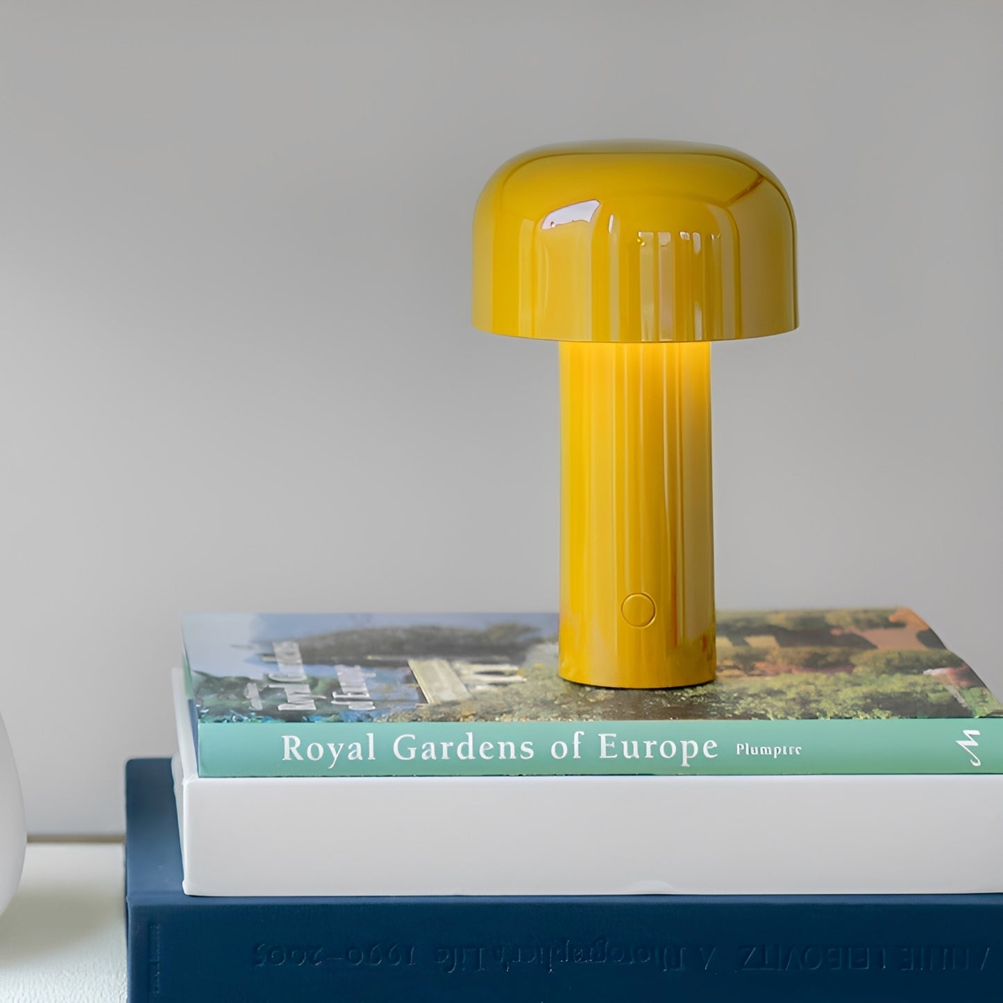 Ayla – LED-Pilz-Tischlampe
