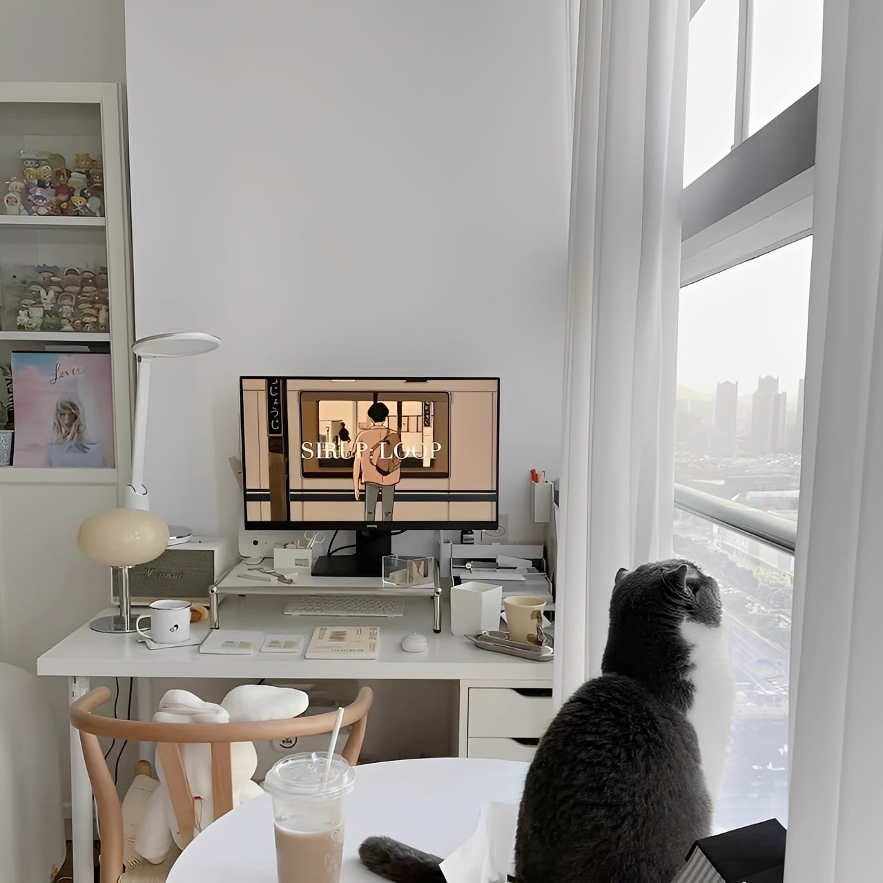 Evelyn – Vintage Cremeglas Tischlampe