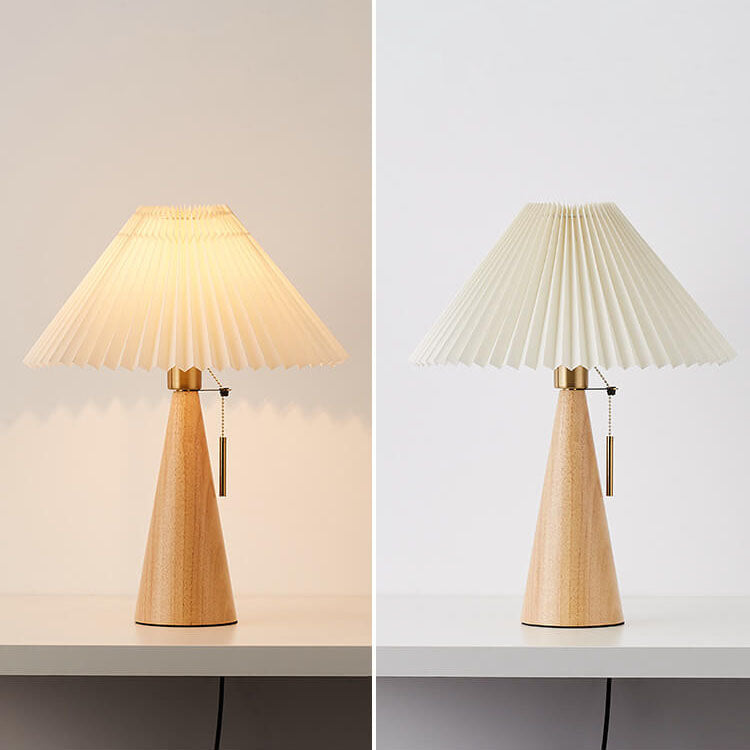 Emilia – Japanische Faltbare Holz LED Tischlampe