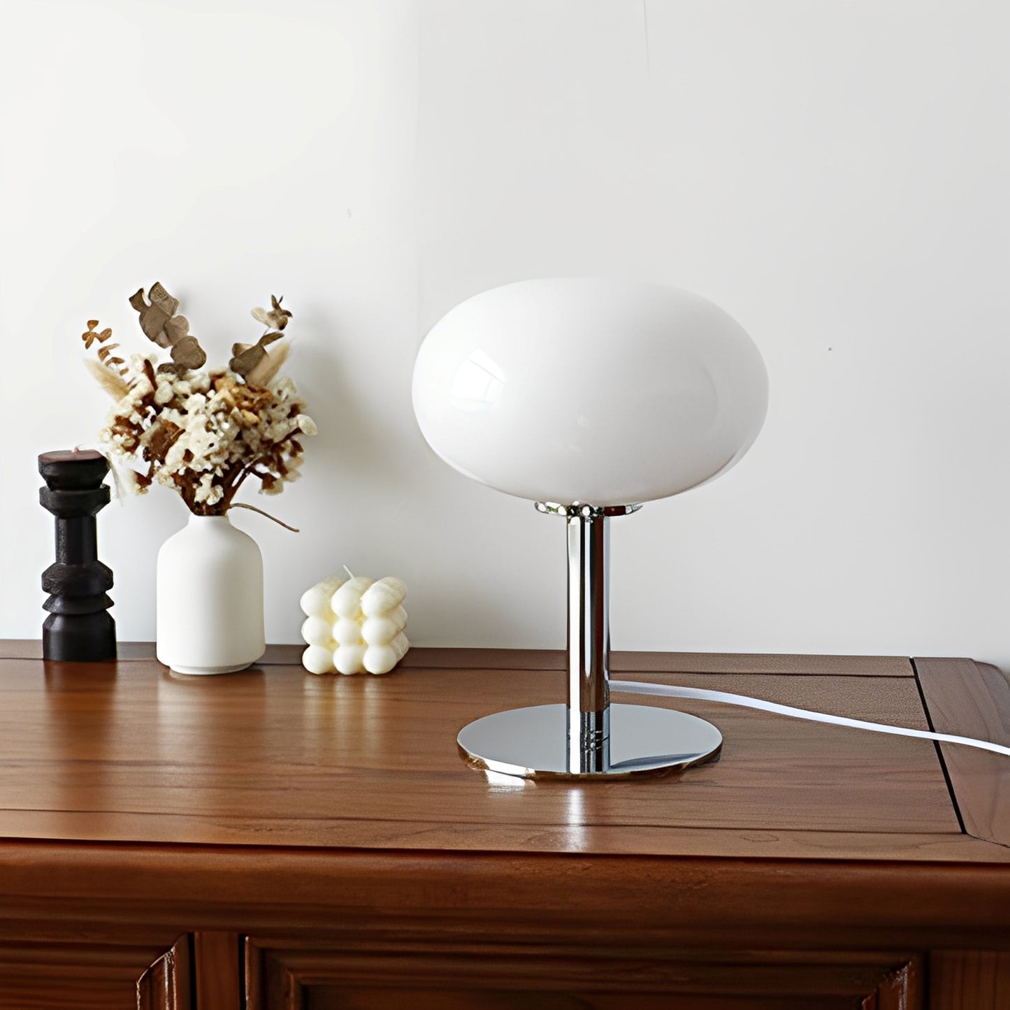 Evelyn – Vintage Cremeglas Tischlampe