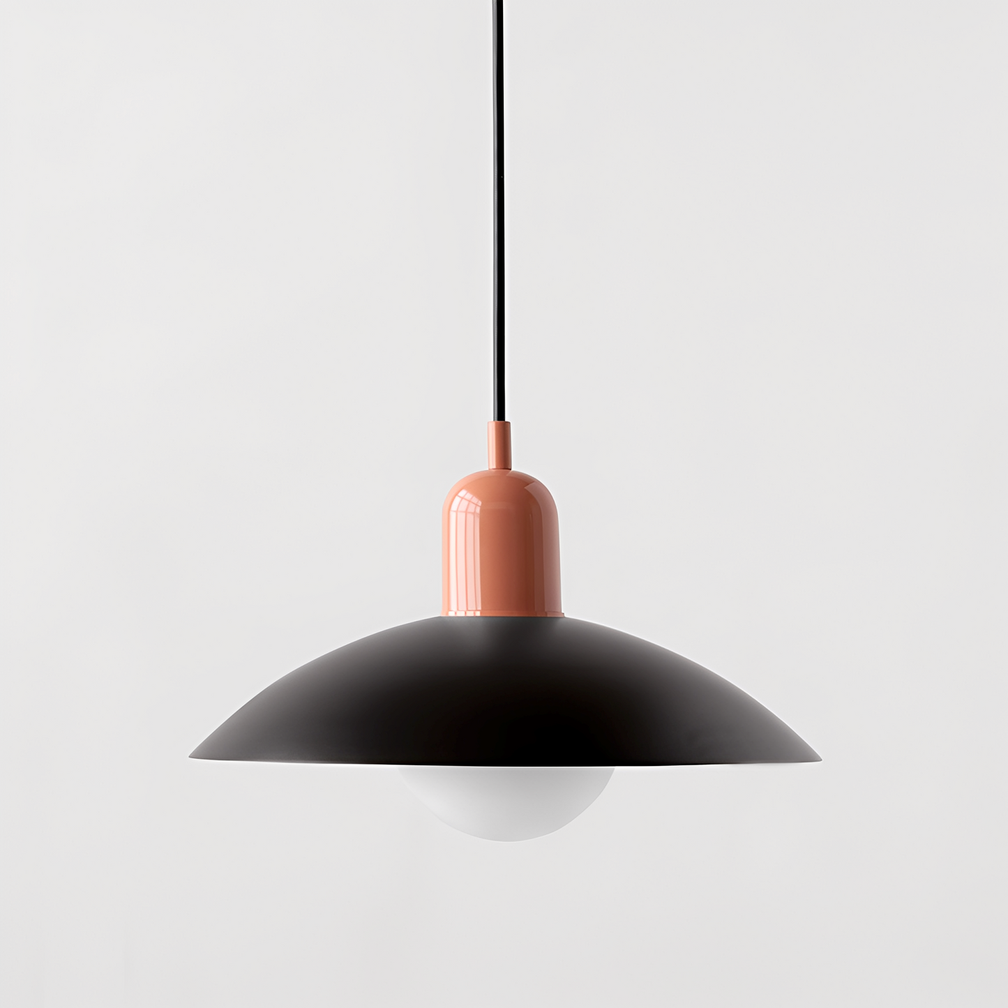 Amelie – Minimalistischer Retro-Farbkronleuchter