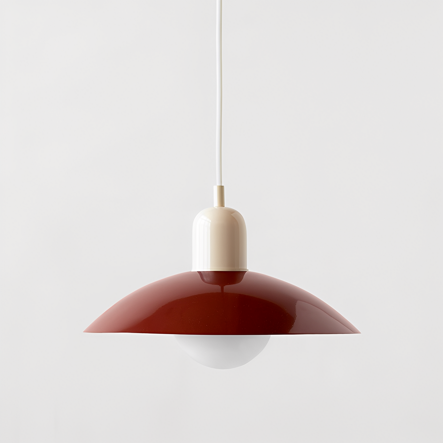 Amelie – Minimalistischer Retro-Farbkronleuchter