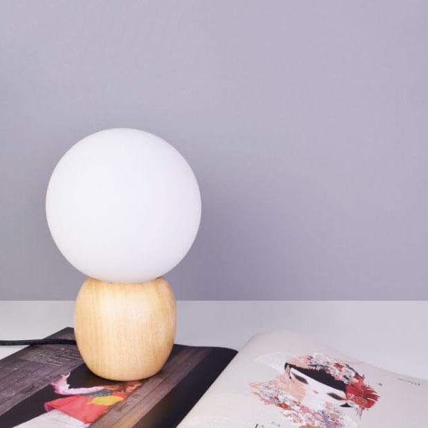 Selina – Kreative Glas-Kugel Tischlampe