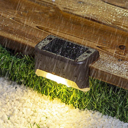 Wetterresistente LED-Stufenlichter mit Solarbetrieb (4er-Pack)
