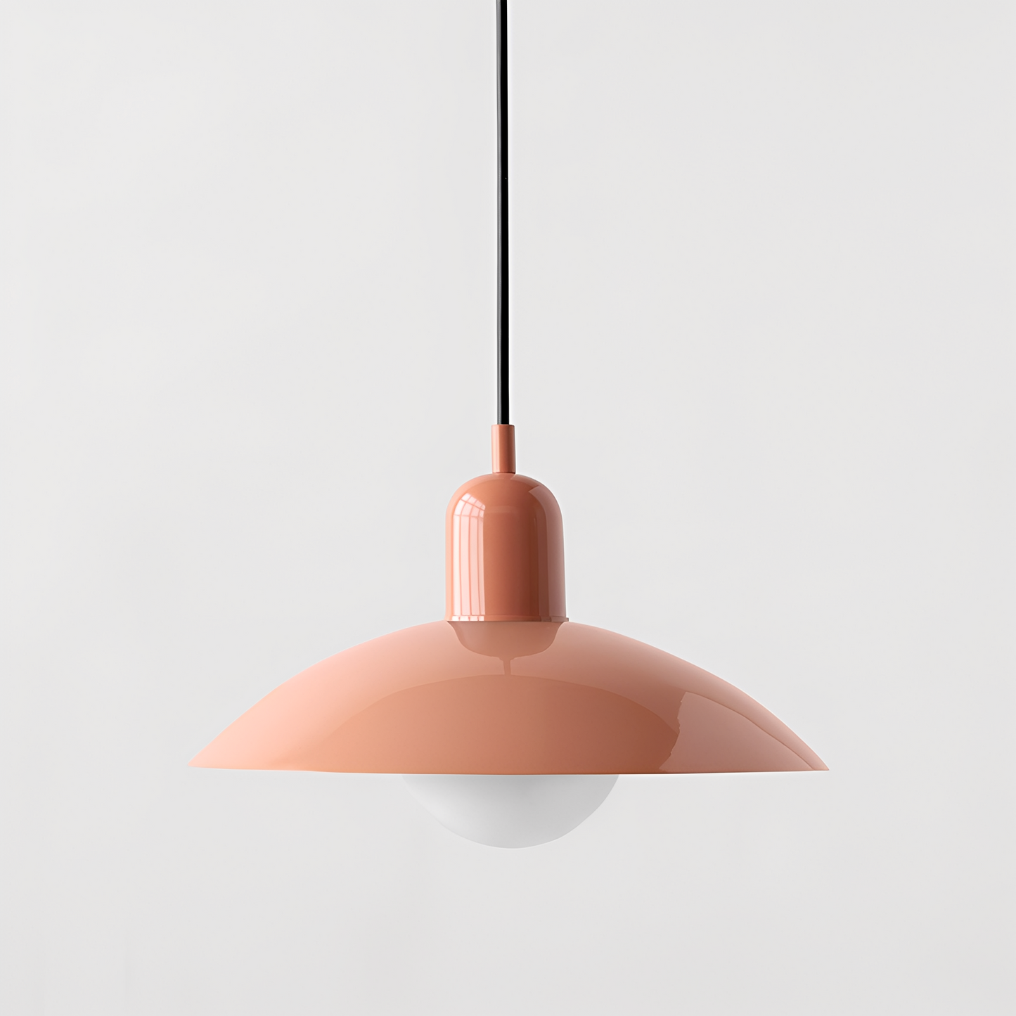 Amelie – Minimalistischer Retro-Farbkronleuchter