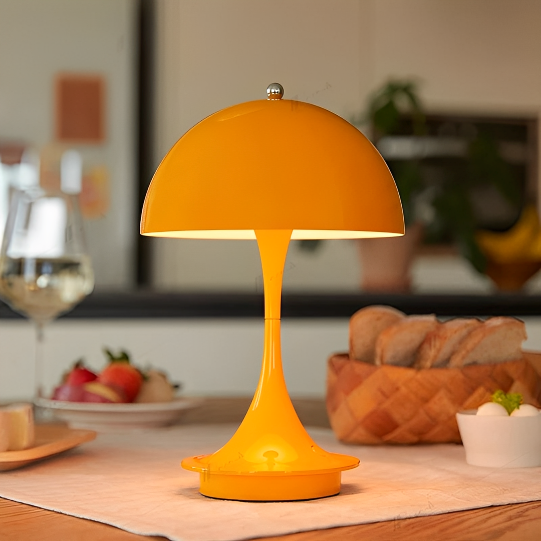 Luma – Kreative Pilz-Tischlampe mit USB-Aufladung