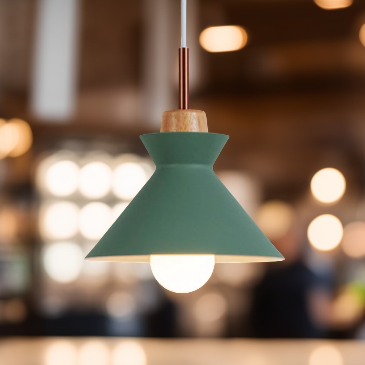 Henry – Drei-Kopf LED Kronleuchter