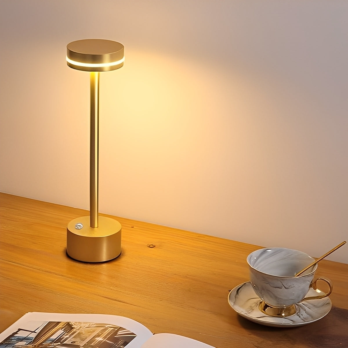 Hoshi – Cosmic Elegance LED-Tischlampe
