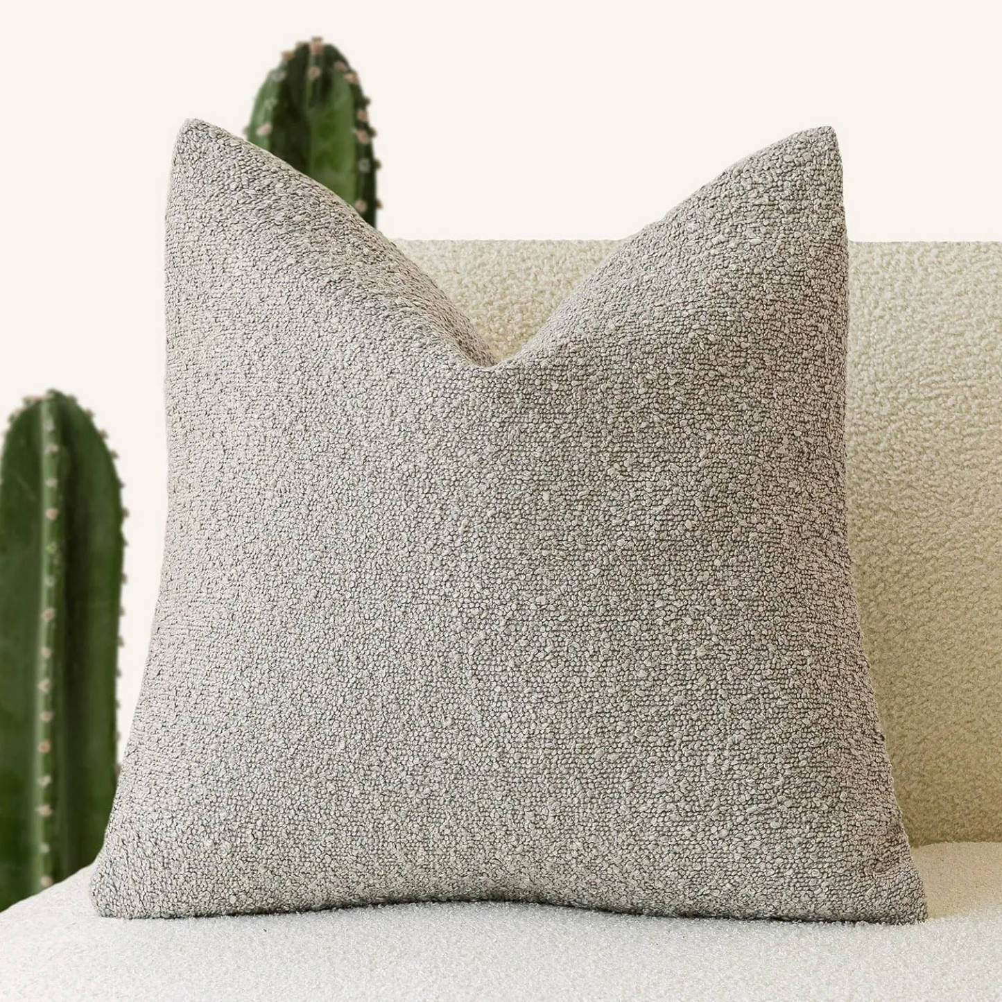 Mira – Weiche Bouclé-Kissenbezüge