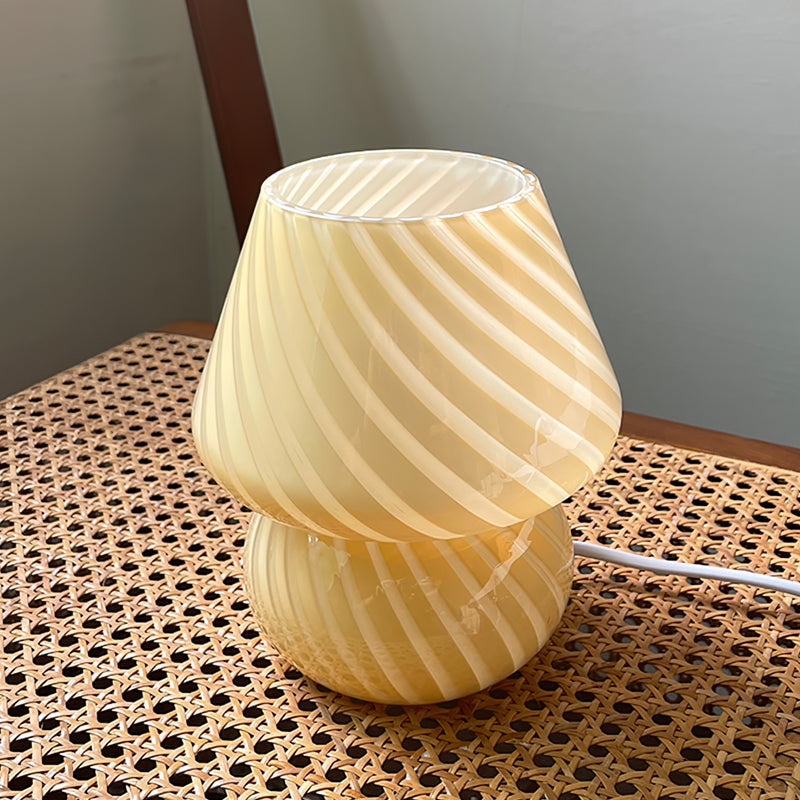 Ansel – Glas-Tischlampe