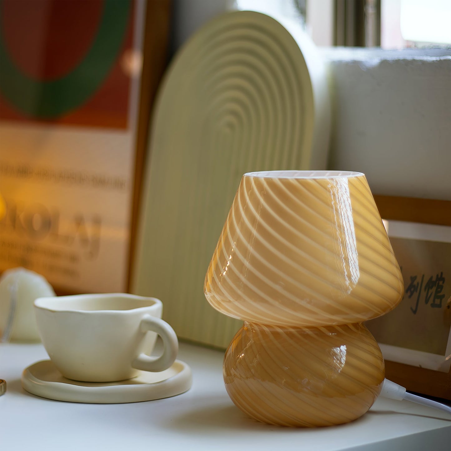 Ansel – Glas-Tischlampe