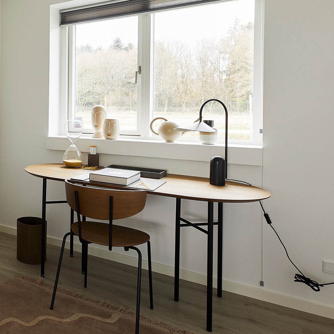 Mono – Europäische Tischlampe