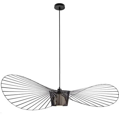 Kronleuchter-Strohhut-Design