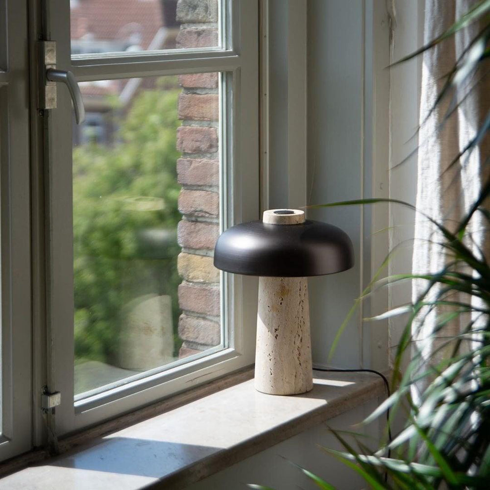 Hera – Zeitlose Travertin Lampe