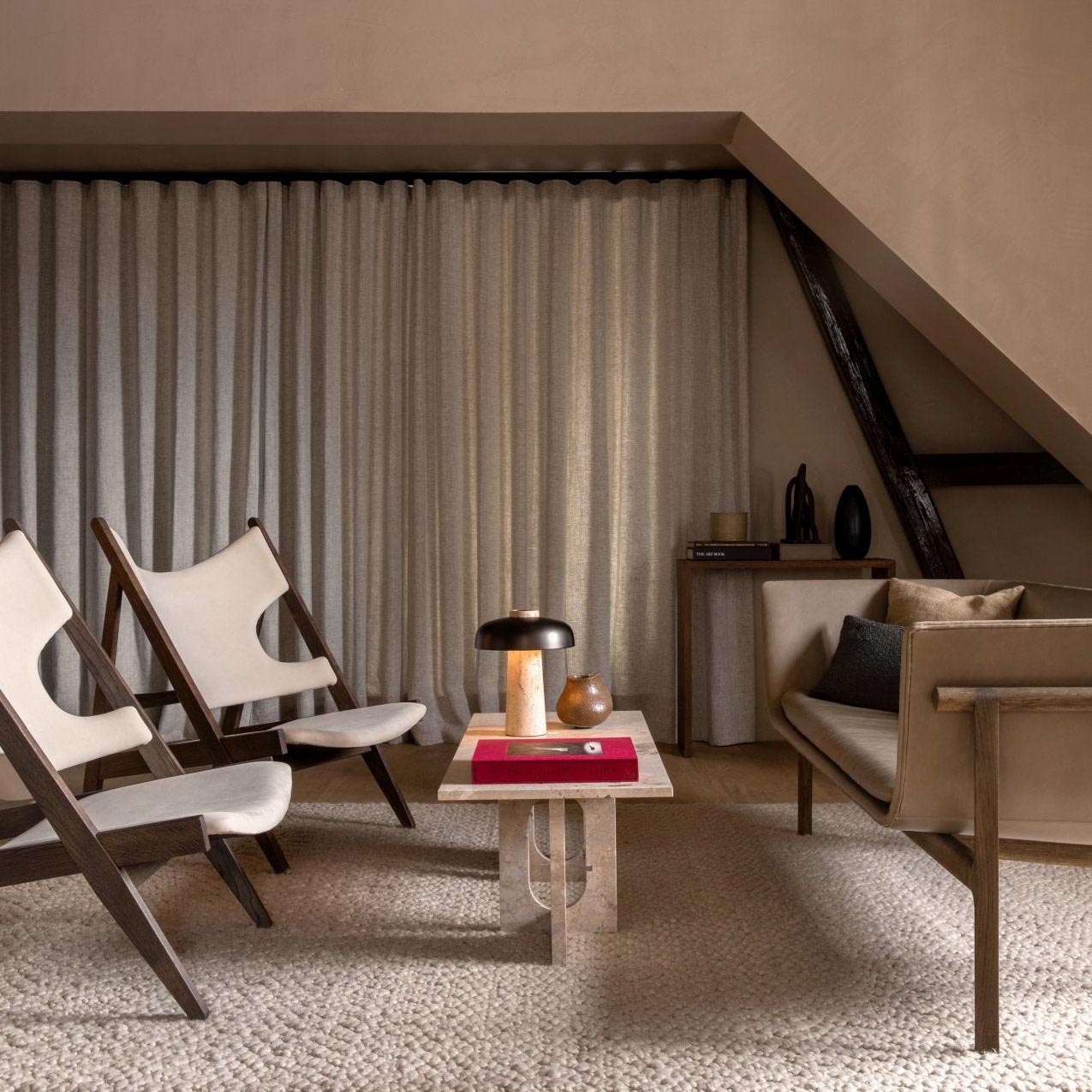 Hera – Zeitlose Travertin Lampe