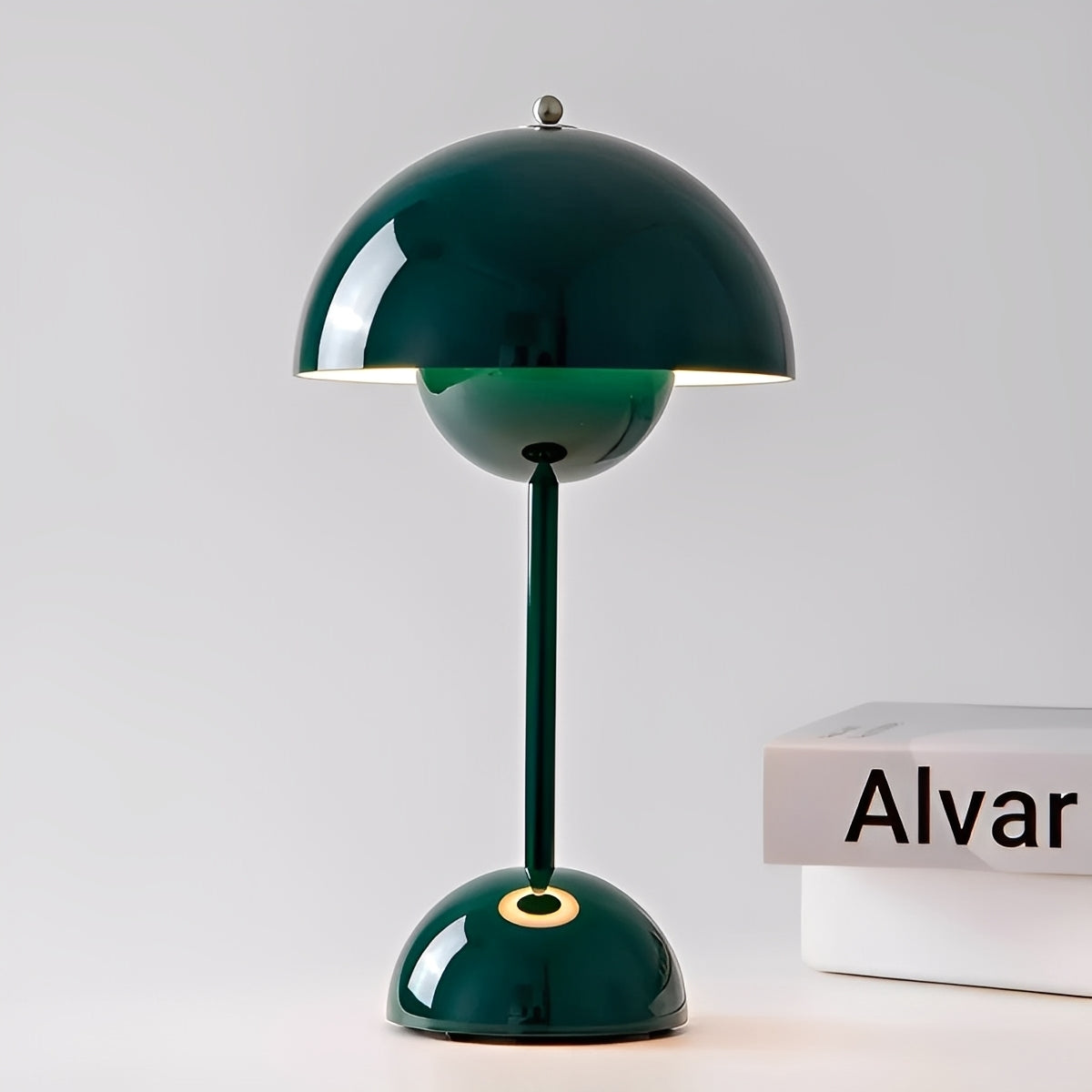 Elina – Elegante Nachttischlampe