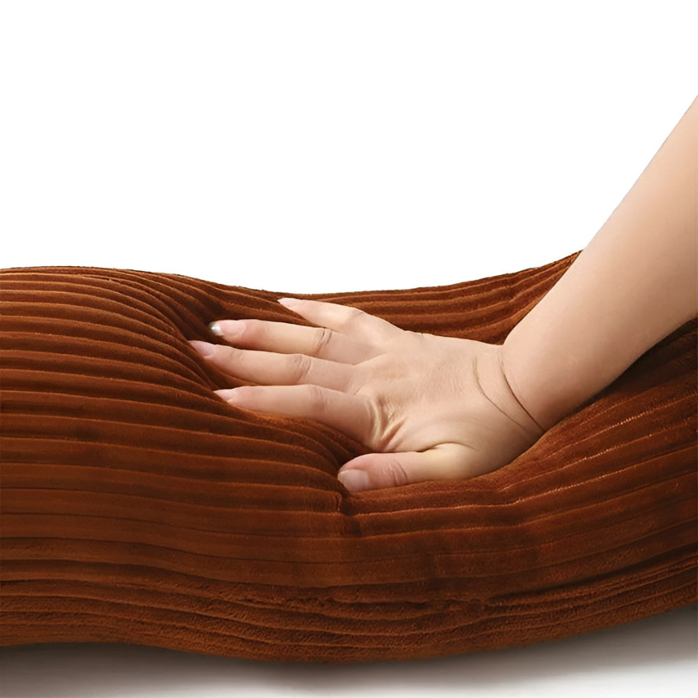 Milu – Niedliches Dackel Plüschkissen