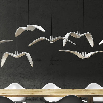 Moderner LED-Kronleuchter im Möwen-Stil