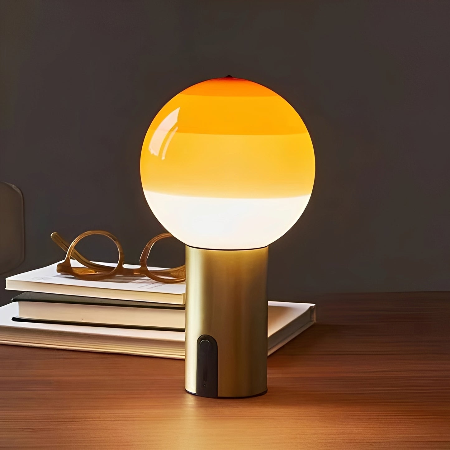 Orbis – Personalisierte Glaslampe im Planeten-Design