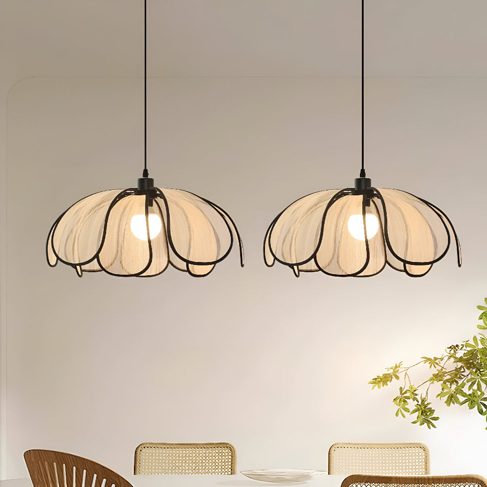 Yuri – Moderne Blüten-Pendelleuchte