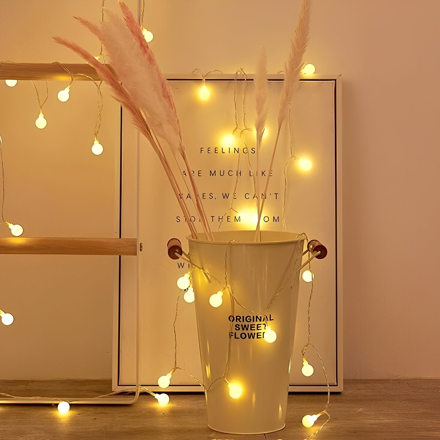 Zahara – LED-Lichterkette mit warmweißem Licht