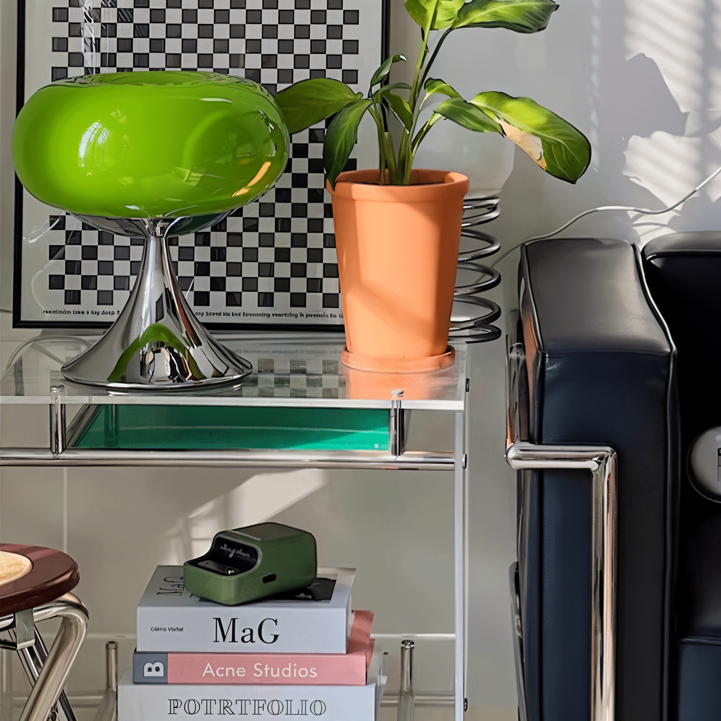 Ami – Kurvige Macaron Glas Tischlampe