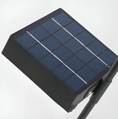 SolarLux – Solarbetriebene Außenleuchte mit modernem Flair