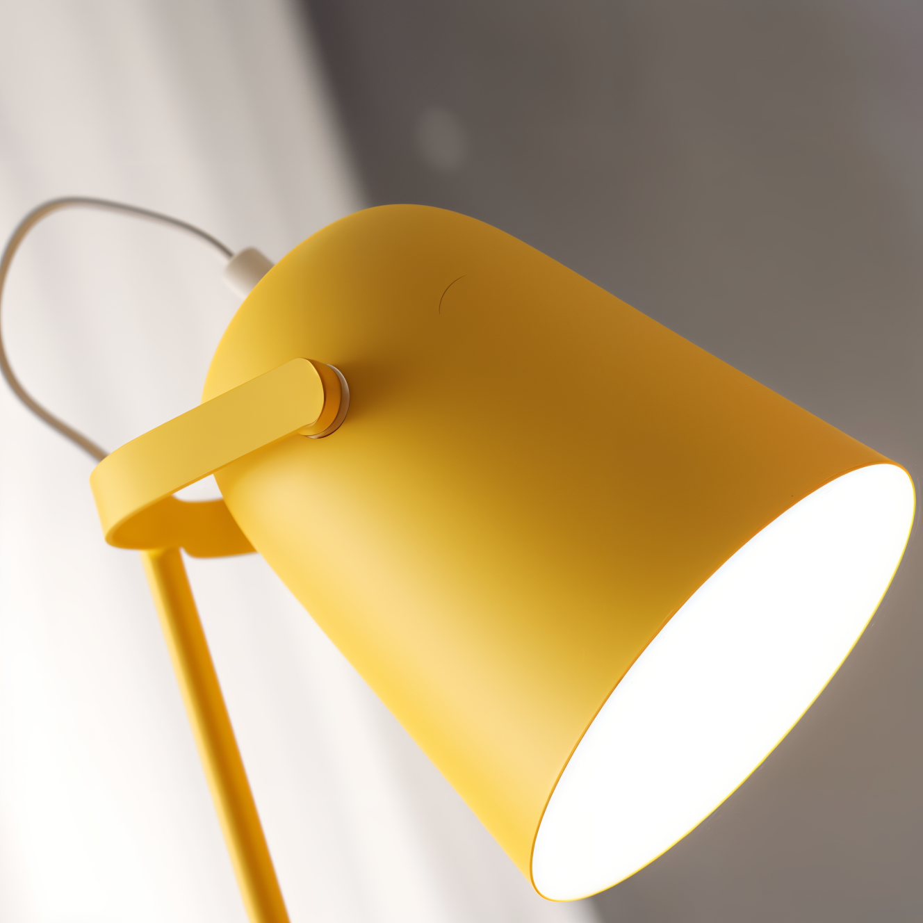 Pastellfarbene Macaron-Tischlampe mit LED-Licht