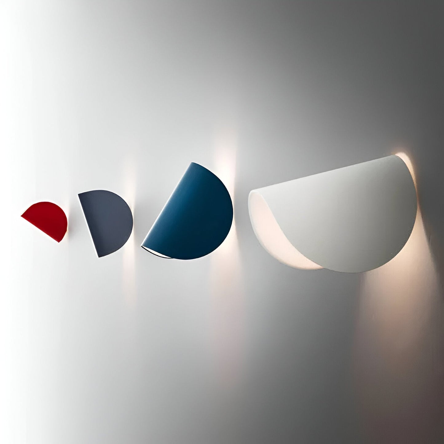 Drehbare LED-Wandleuchte im modernen Design