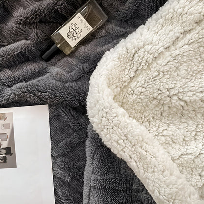 CloudSoft Throw – Doppelseitige pastellfarbene Flanell-Fleecedecke