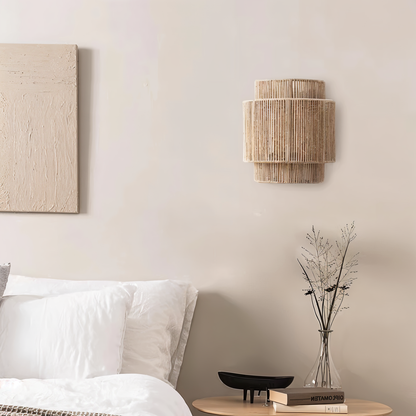 RustGlow Wandleuchte – Handgewebter Rattan-Schirm im Boho-Chic