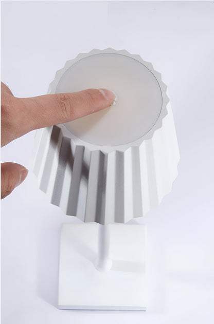 Kabellose LED-Tischlampe mit Touch-Funktion