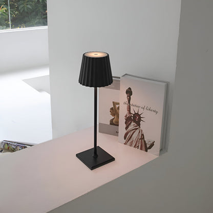 Kabellose LED-Tischlampe mit Touch-Funktion