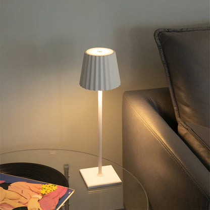 Kabellose LED-Tischlampe mit Touch-Funktion