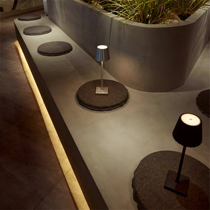 Kabellose LED-Tischlampe mit Touch-Funktion