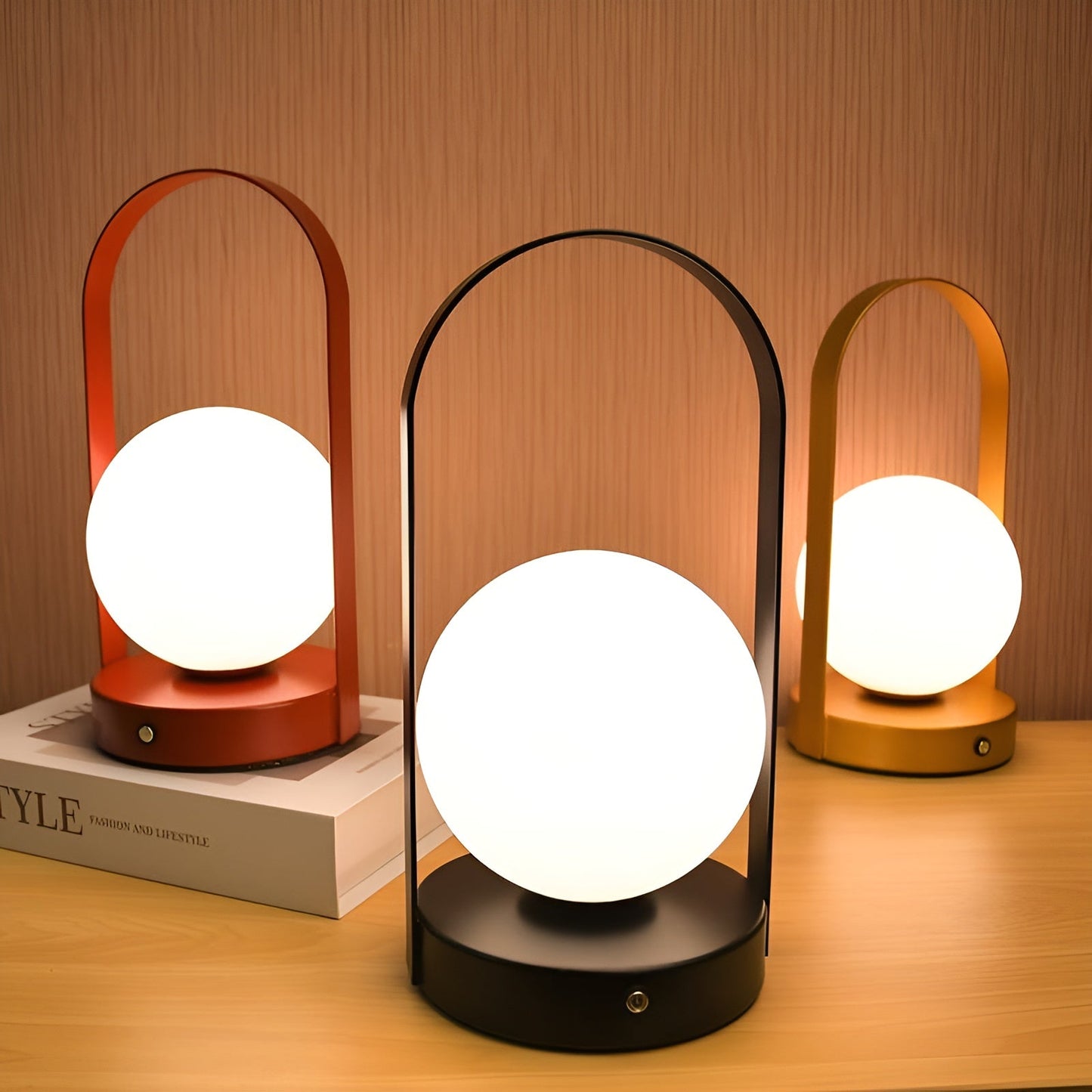HaloOrb Wireless – Schwebende LED-Tischleuchte
