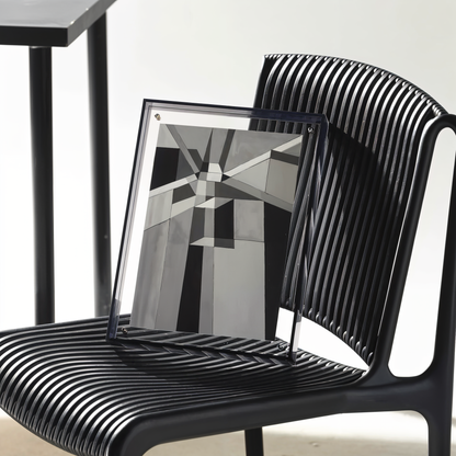 NeonGrid Frame – Acryl-Bilderrahmen mit Retro-Gitterdesign