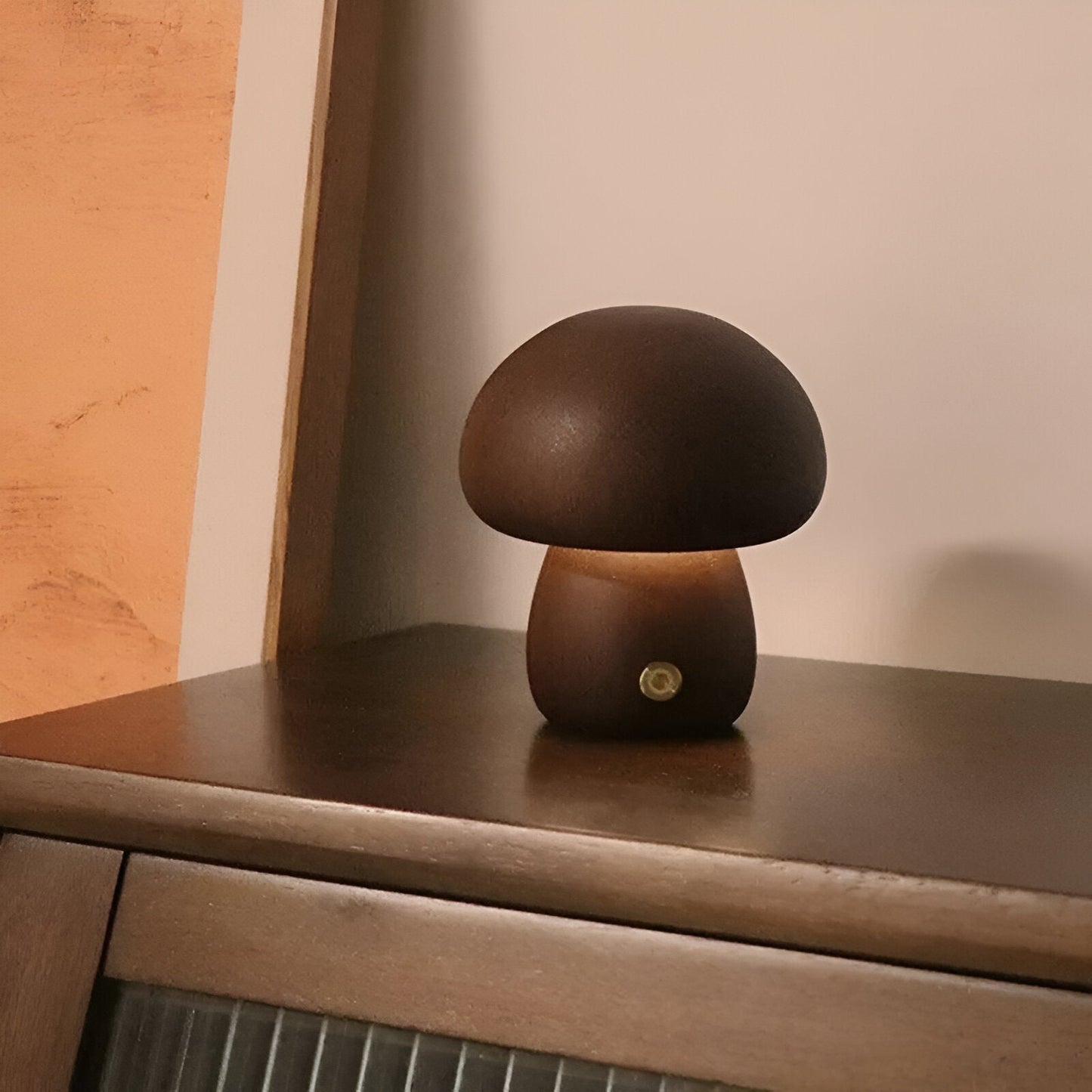 Pilzförmige Holzlampe mit Touch-Schalter
