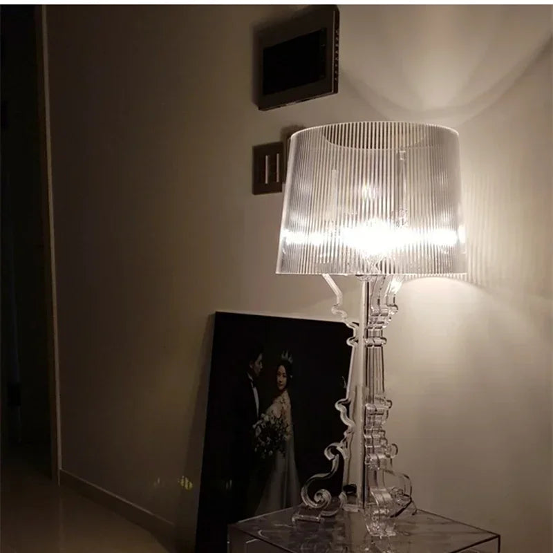 Barocke elegante Tischlampe aus Acryl