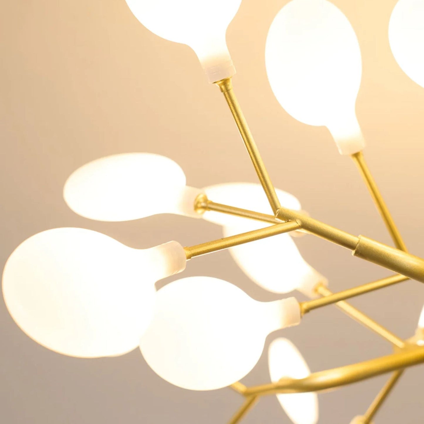 Filonea – Postmoderne Hängeleuchte