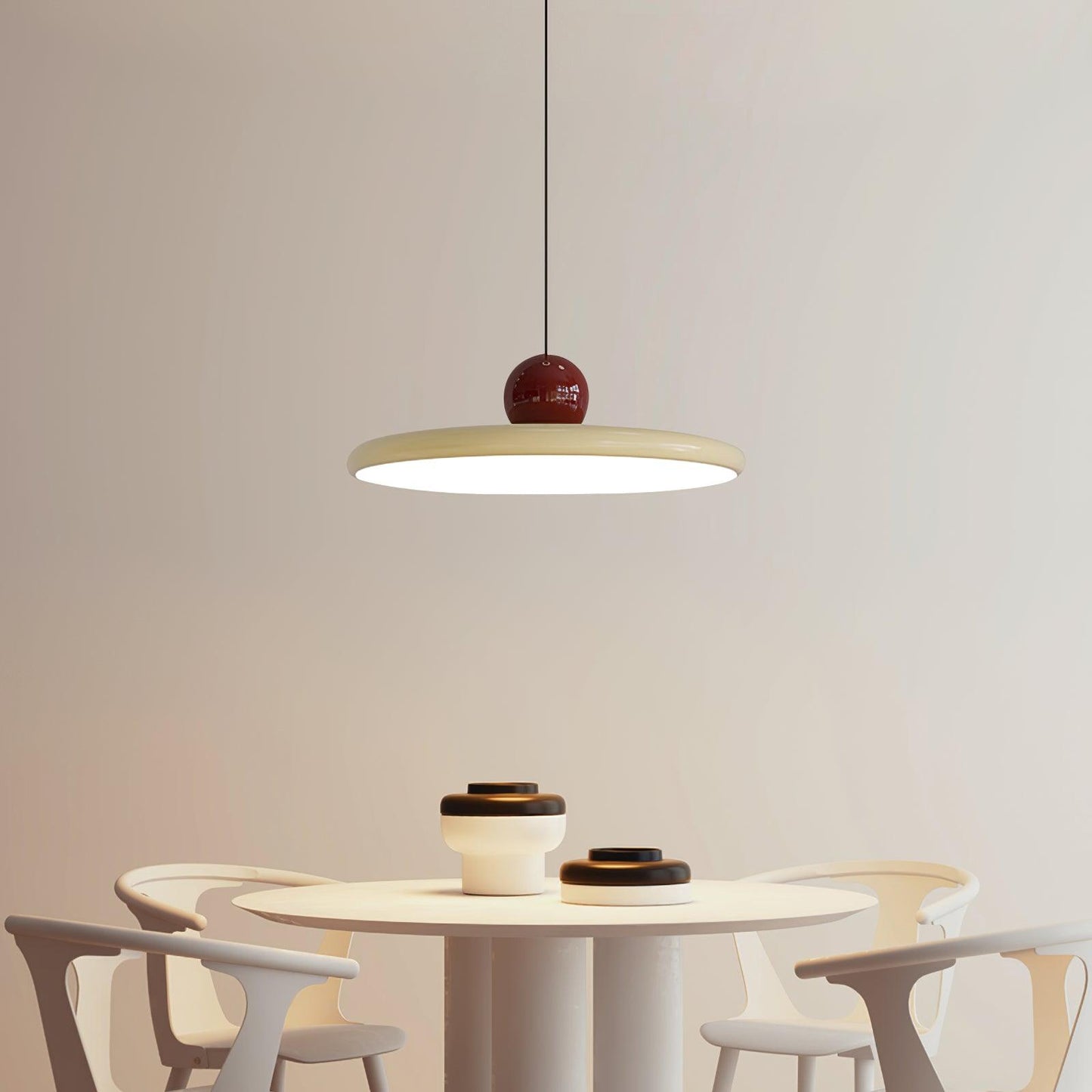 Luca – Modern Flying Saucer LED Tischlampe