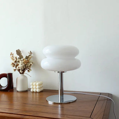 Tischlampe im Mid-Century-Design