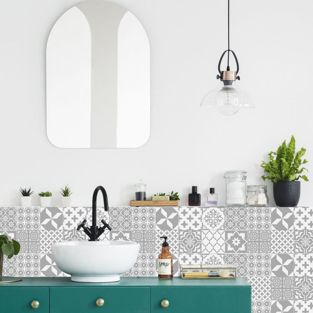 Liane – Ölbeständige Küchenfliesen-Sticker